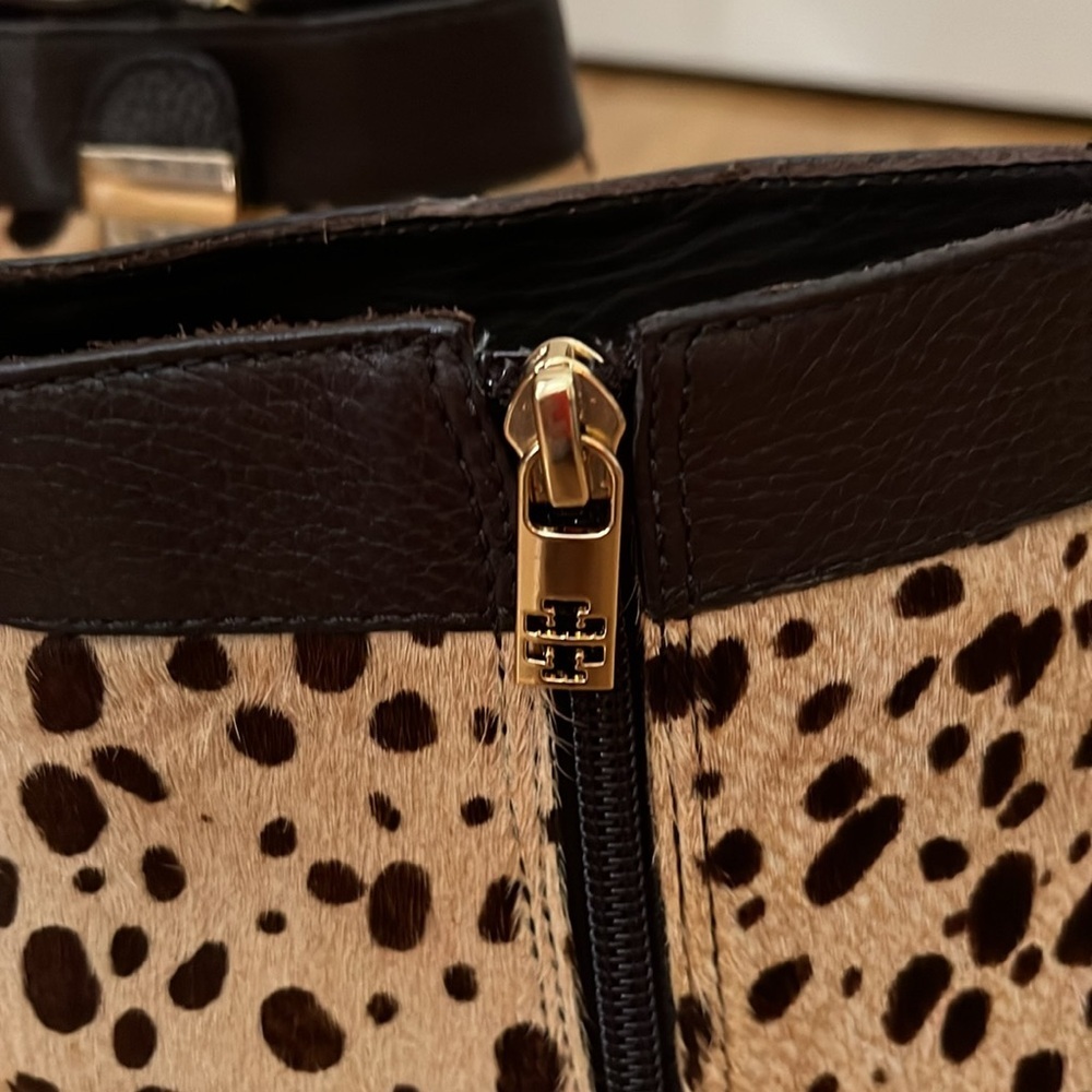 New Tory Burch Calf hair cheetah print Priscilla Boots, size 9 - Picture 6 of 16